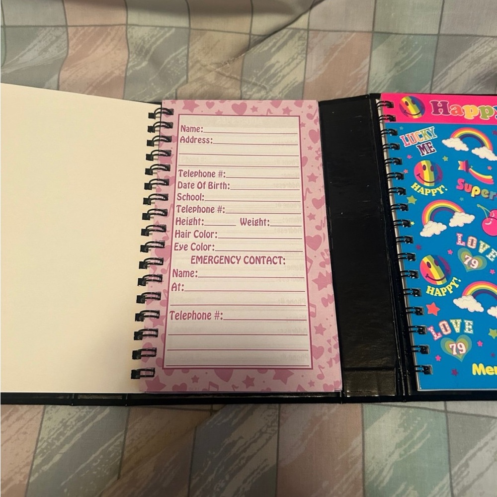 Lisa Frank Flip Out Organizer with Calculator, Markers, Memo Pad, Address Book - Picture 9 of 10